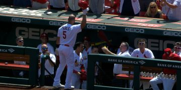 Pujols sigue imparable y llega a 690 jonrones