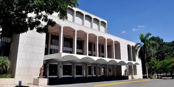 Gran Teatro del Cibao desmiente exija alquiler de aires acondicionados