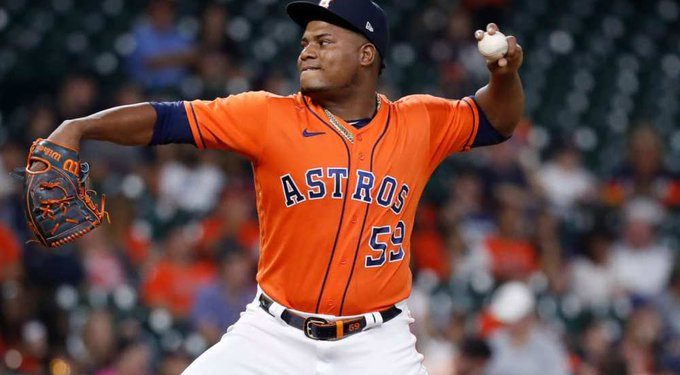 Valdez y Cabrera ganan; Dodgers consiguen su décimo triunfo en fila, Otra noche especial en Iowa