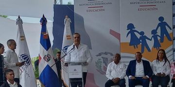 Presidente Abinader da apertura año escolar 2022-2023