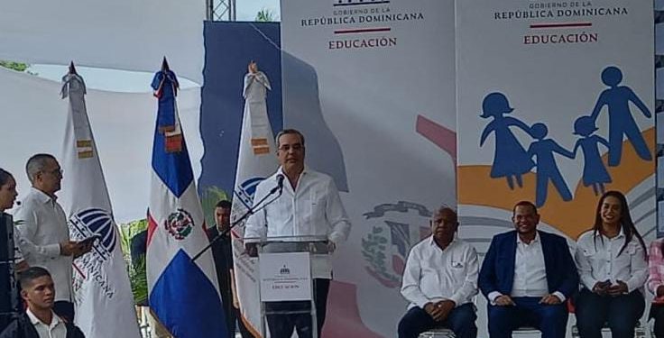 Presidente Abinader da apertura año escolar 2022-2023