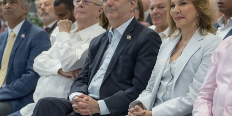 Presidente encabeza acto de reapertura del Museo del Hombre Dominicano