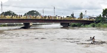 Extienden alertas roja y amarilla en todo Honduras por lluvias de Julia