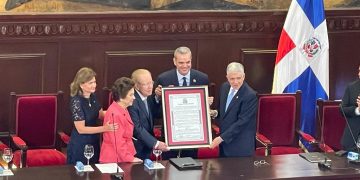 Senado reconoce a José Corripio por sus aportes al desarrollo de la cultura y la libre expresión