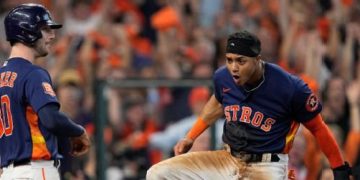 Yordan Álvarez coloca a Houston a un triunfo de la Serie de Campeonato