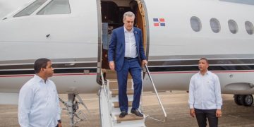 Presidente Abinader llega a Belice para participar en la LVll Cumbre de Jefes de Estado y de Gobierno del SICA