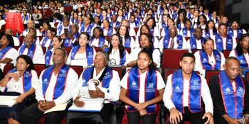 Interior y Policía y Ministerio Público gradúan a 262 líderes comunitarios de Azua y Barahona