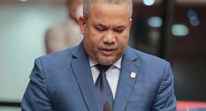 Senador Héctor Acosta El Torito, “Me gustaría ver a los policías y militares votando en estas elecciones”