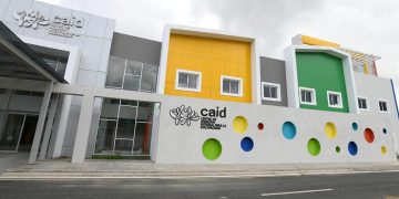 Piden a primera dama intervención para puesta en servicio del CAID Santo Domingo Este