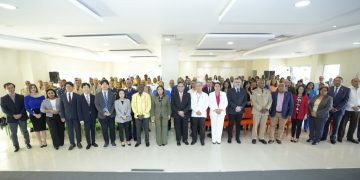 Embajador de la República de Corea dicta conferencia en INFOTEP