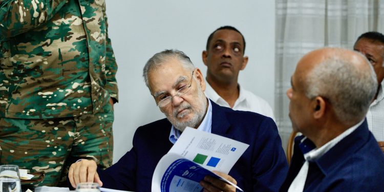 Ministro de Medio Ambiente anuncia acciones para mantener el impulso del plan de reforestación