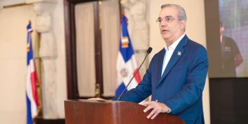 Presidente Abinader dice: “unas Fuerzas Armadas y una Policía Nacional fuertes, es un país fuerte”