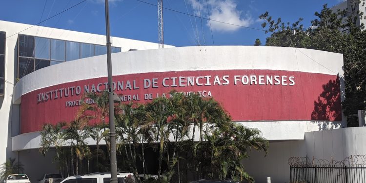 Laboratorio del Inacif recibe acreditación de estudios balísticos