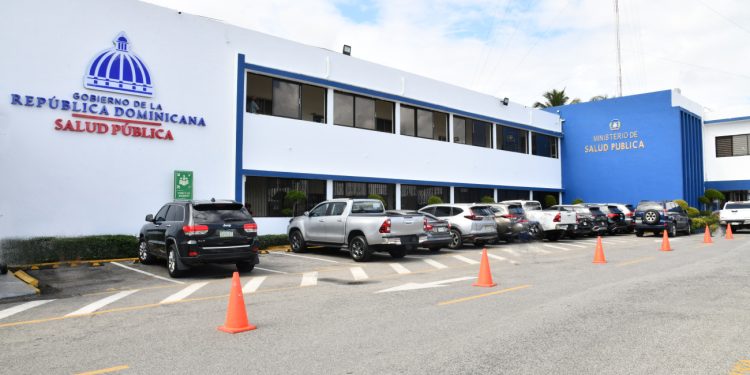 Gobierno llama a tomar medidas para evitar afecciones respiratorias ante llegada del polvo del Sahara