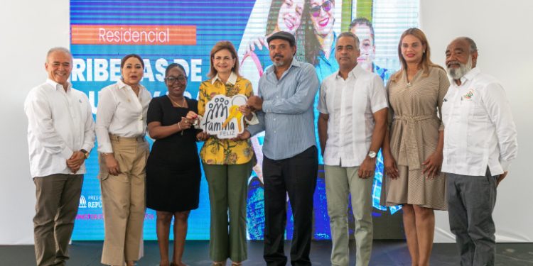 Vicepresidenta Raquel Peña encabeza entrega de 104 apartamentos del Plan Familia Feliz, en La Romana