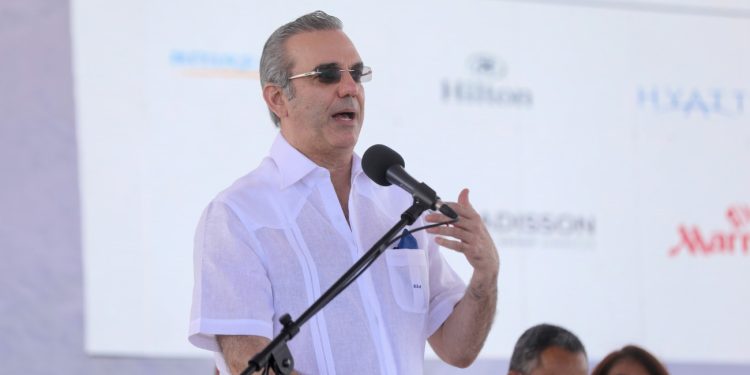 Presidente Luis Abinader inaugurará cuatro obras este sábado en las provincias Santo Domingo y La Vega