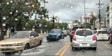 COE incrementa alerta en varias provincias por condiciones meteorológicas adversas