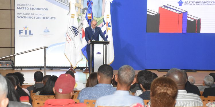 Ministro Franklin García Fermín asegura programas Fondocyt y el otorgamiento de becas impactan en el desarrollo de la ciencia y la investigación en la República Dominicana