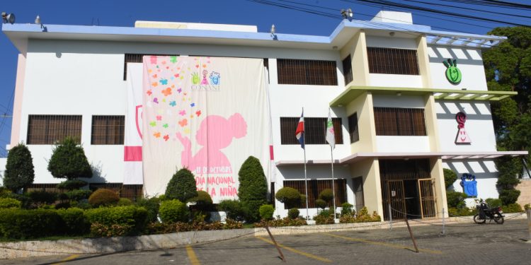 Certifican a 3,867 personas en prevención de embarazos en adolescentes y uniones tempranas