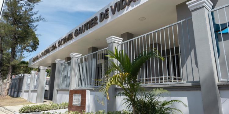 Presidente Abinader entrega Hospital Octavia Gautier de Vidal, que beneficiará a más de 60,000 habitantes de Jarabacoa y zonas aledañas