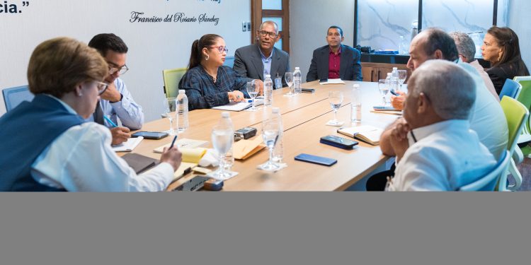 Ministerio Público sostiene encuentro para garantizar protección animal