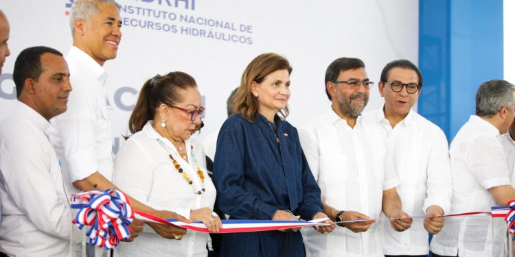 Vicepresidenta Raquel Peña afirma que garantizar el acceso al agua y a la educación es fundamental para el desarrollo del país