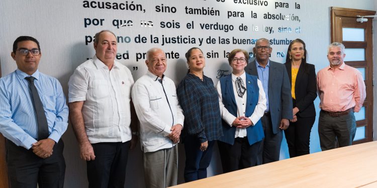 Ministerio Público sostiene encuentro para garantizar protección animal