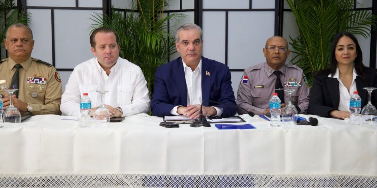 Presidente Abinader encabeza reunión de seguimiento al Plan de Seguridad Ciudadana
