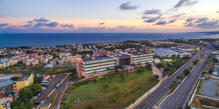 RD recibe más de 200,000 turistas por vía área en Semana Santa