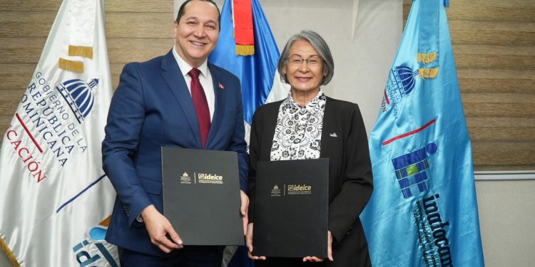 Inafocam y el Ideice firman convenio para impulsar la calidad educativa a través de la evaluación y la investigación