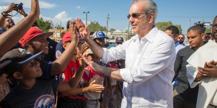 Presidente Abinader inaugurará este domingo malecón de Samaná, lanzará el programa TRAE e iniciará los trabajos del puerto turístico Samaná Port