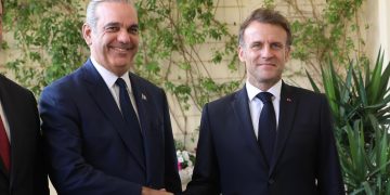 Presidente francés Emmanuel Macron manifiesta interés de su gobierno en financiar el Tren Metropolitano de SD y el plan integral de transporte del GSD