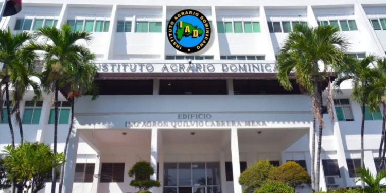 IAD inicia reorganización institucional para consolidar la reforma agraria