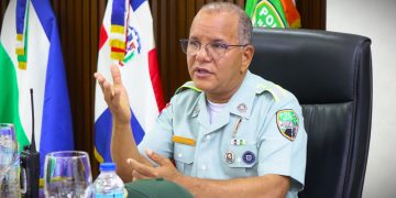 Digesett e Intrant realizan amplio operativo de retiro de cabezotes, furgones y colas de patanas en avenidas y autopistas del Gran Santo Domingo