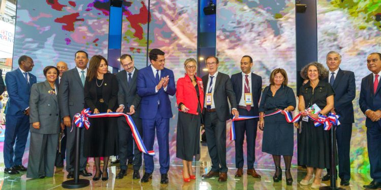 RD inaugura feria turismo en París y vuelos de Air France volverán a Punta Cana