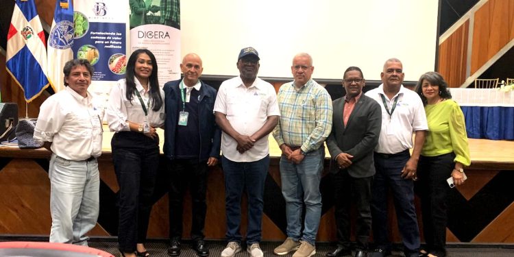 DIGERA realiza charla Seguros Paramétricos en Mao Valverde