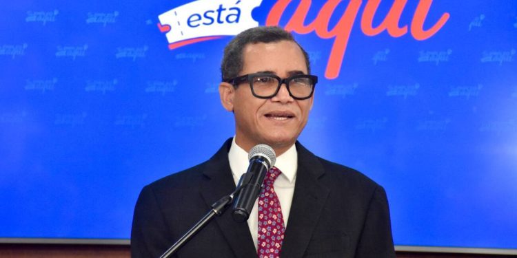 Ministerio de Trabajo realizará gran jornada de empleos con 6,811 vacantes El ministro de Trabajo, Eddy Olivares, informó que las jornadas de empleo se realizarán en las regiones y las principales provincias.