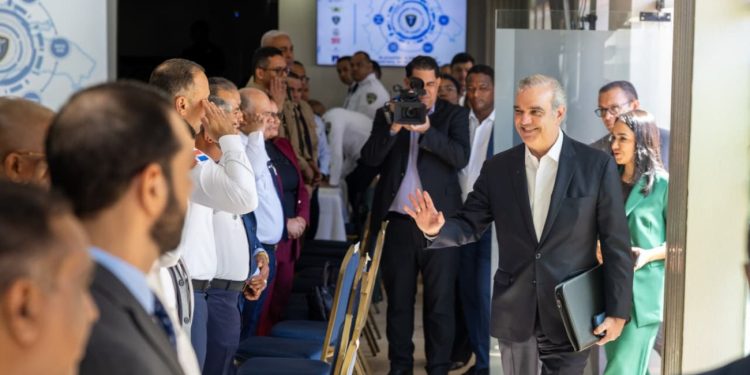 Presidente Abinader encabeza reunión de seguimiento al Plan de Seguridad Ciudadana