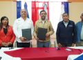 Indrhi e Indesur firman convenio para eficientizar la gestión hídrica en el Suroeste; en Independencia ejecutan obras por RD 360 millones