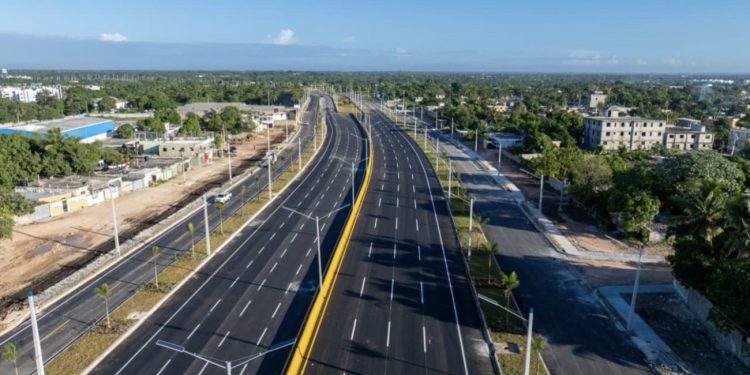 La avenida Ecológica, una vía fundamental para el desarrollo del Gran Santo Domingo y que mejora la calidad de vida de más de 850,000 personas