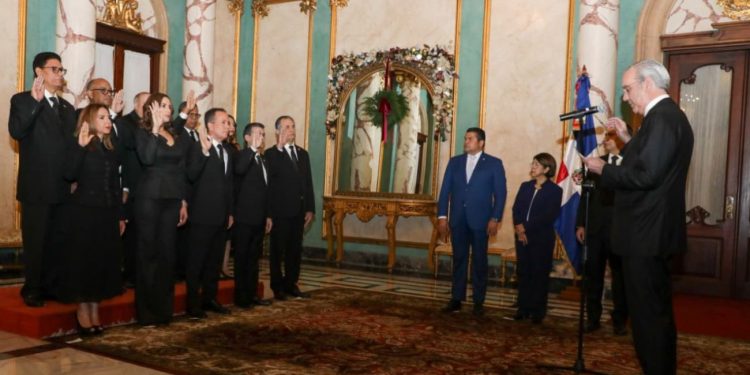 El CNM juramenta a nuevos jueces del Tribunal Superior Electoral tras concluir proceso de evaluación