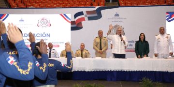 Presidente Abinader juramenta 865 nuevos agentes para fortalecer el control migratorio en todo el país