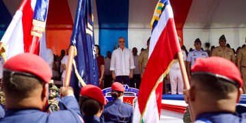 Presidente Abinader encabeza desfile conmemorativo del 213.º aniversario del natalicio de Juan Pablo Duarte, para dar inicio al Mes de la Patria