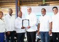 Presidente Abinader entrega 580 títulos de apartamentos en D. N., Santo Domingo Este y Norte