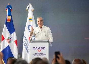 Presidente Luis Abinader entrega ampliación histórica del acueducto Barrera de Salinidad