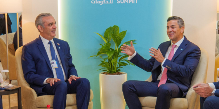 Presidente Abinader promueve uso de hub logístico dominicano para dinamizar exportaciones agrícolas de Paraguay