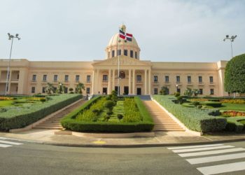 Presidente Abinader crea comisión para puesta en funcionamiento del Museo Histórico de la Gesta de Abril