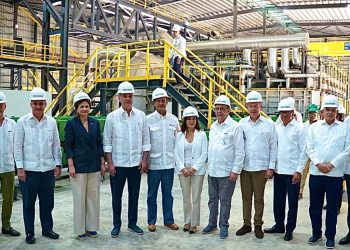 Manuel Estrella resalta estabilidad económica y clima de confianza para invertir durante inauguración de EcoAcero en San Pedro de Macorís