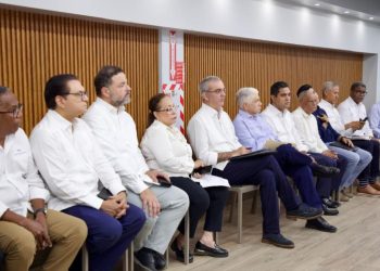 Gobierno avanza en un 85 % alcantarillado sanitario y planta de tratamiento de Licey al Medio