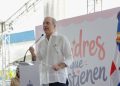 Presidente Abinader destaca sacrificio y fortaleza de las madres dominicanas durante jornada nacional “Madres que Sostienen”